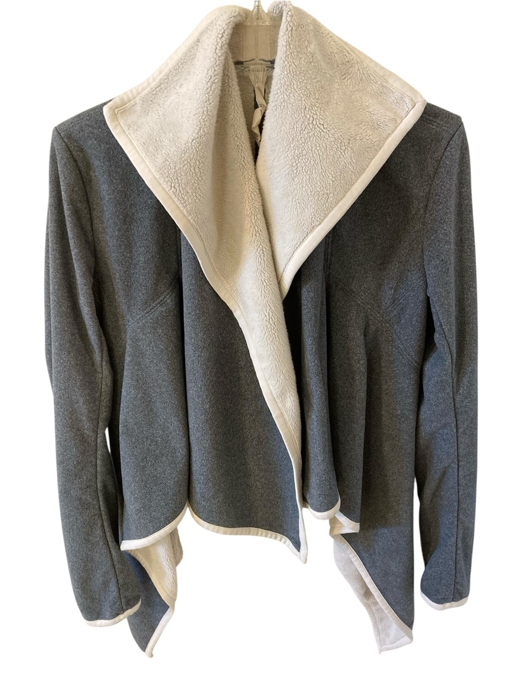 Lululemon Presence Of Mind Jacket Polar Cream Size 8